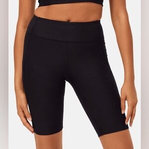 Outdoor Voices - Warmup 10” Short - M - Charcoal - NWOT